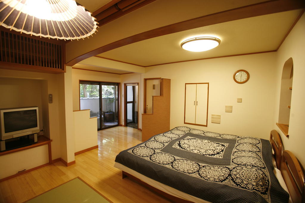 Masutomi Ryokan Хаконе Екстер'єр фото